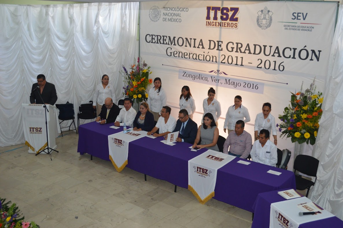 21-05-2016 Magnifica ceremonia de Generación en Campus Zongolica